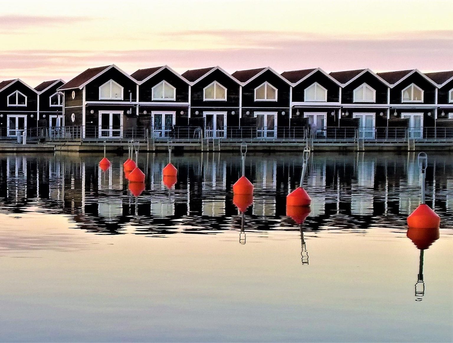 What is the buoyant force or buoyant force? Archimedes' principle